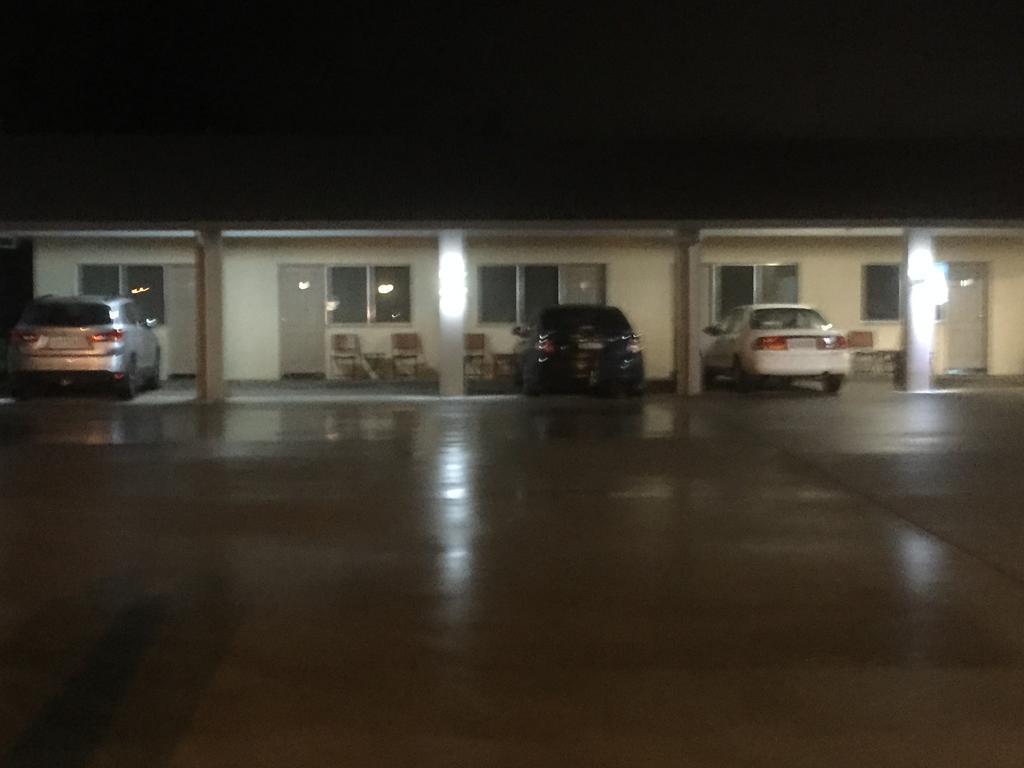 Murray Valley Motel Wodonga Bagian luar foto